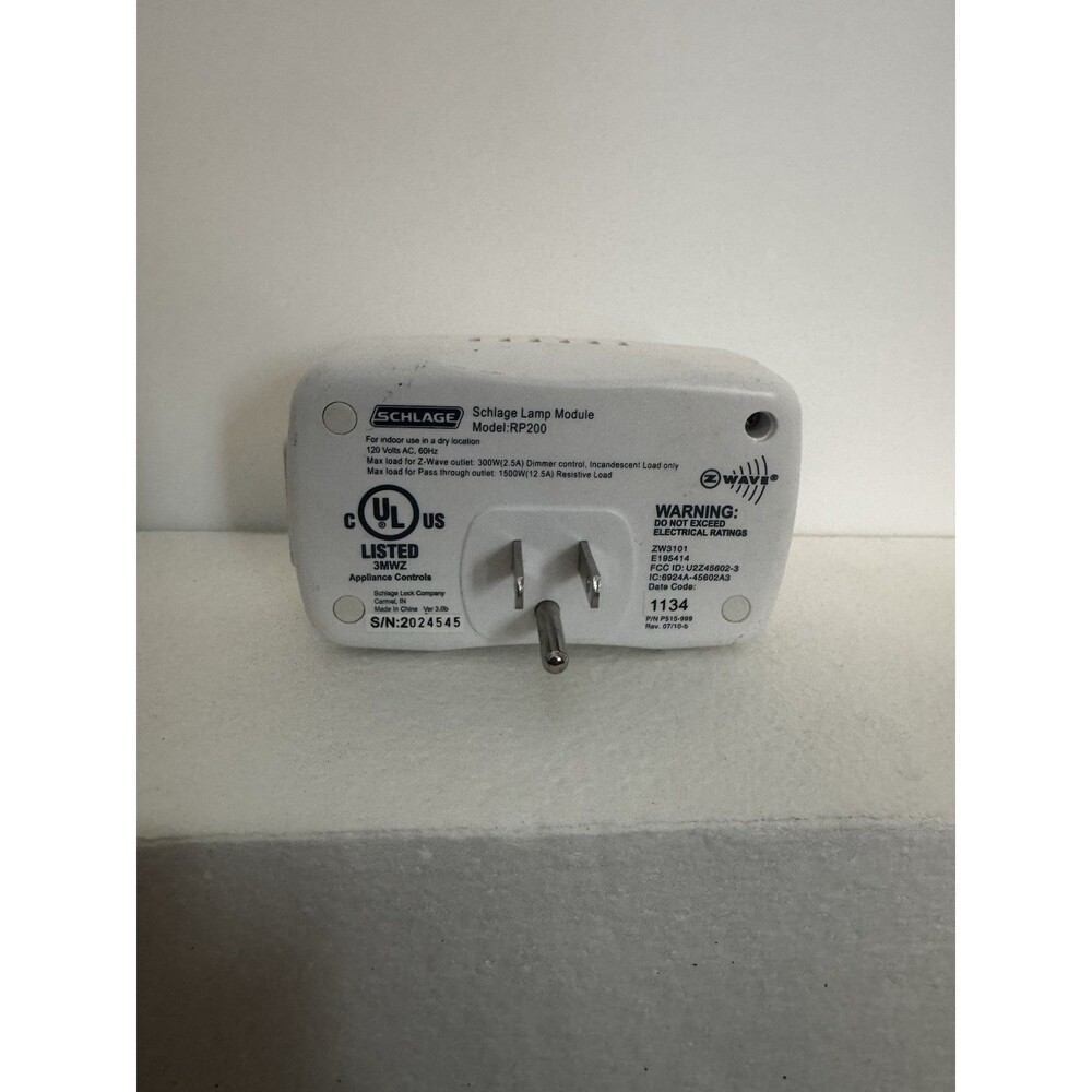 Schlage RP200 Z-Wave Smart Plug White Dimmer Control Indoor 120V 1 Outlet - Picture 2 of 5